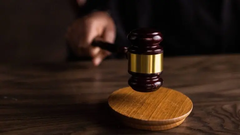 Understanding the Role of a Criminal Defense Lawyer