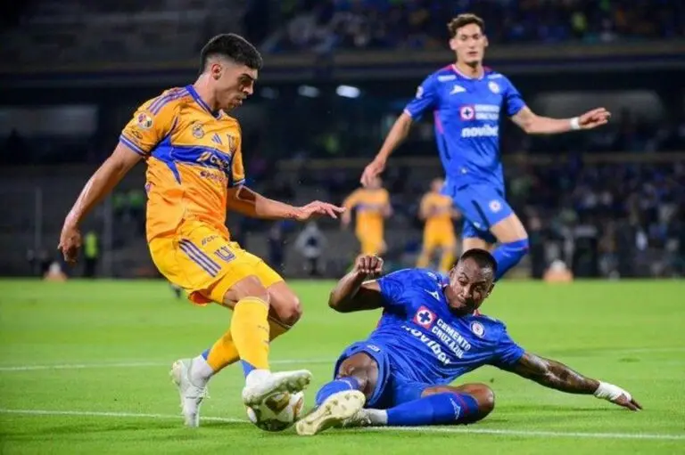The Intense Rivalry: Cruz Azul vs. Tigres UANL