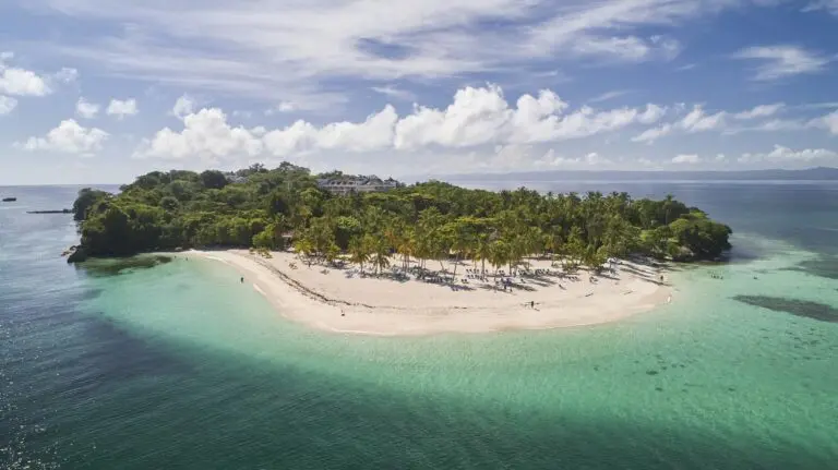 Exploring the Dominican Republic: Culture, Beaches, and More