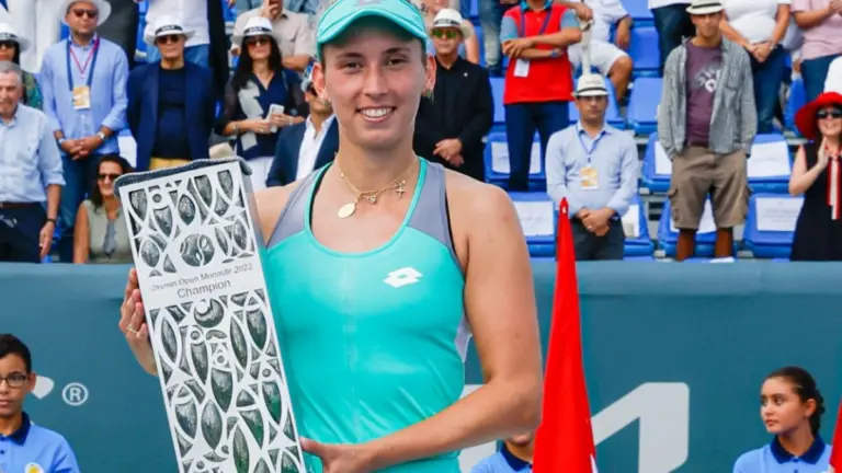 Elise Mertens: A Profile of a Tennis Sensation
