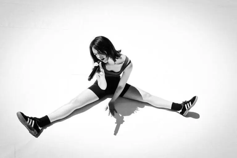Gracie Abrams: The Emerging Voice of a New Generation