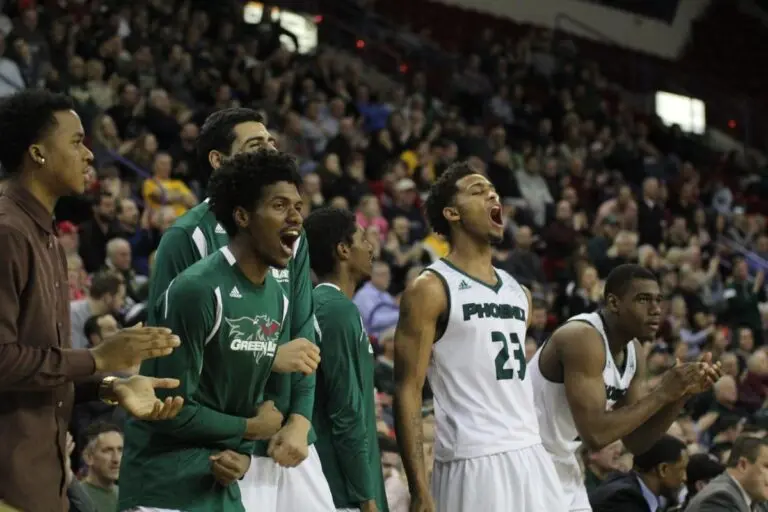 Green Bay Basketball: The Team Making Waves in College Basketball