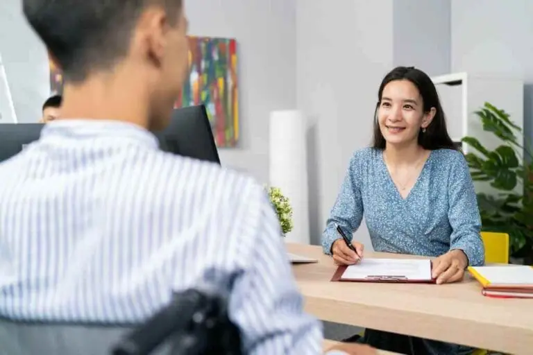 The Role of an Injury Lawyer in Protecting Your Rights