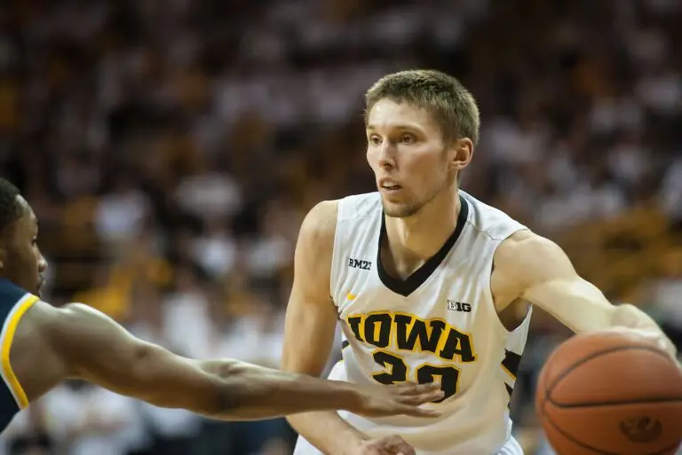 Iowa vs Maryland: A Highlight in College Sports Rivalry