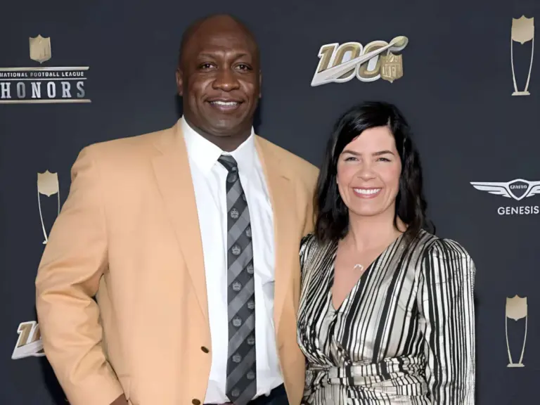 The Legacy of John Randle: NFL’s Dominant Defensive Force
