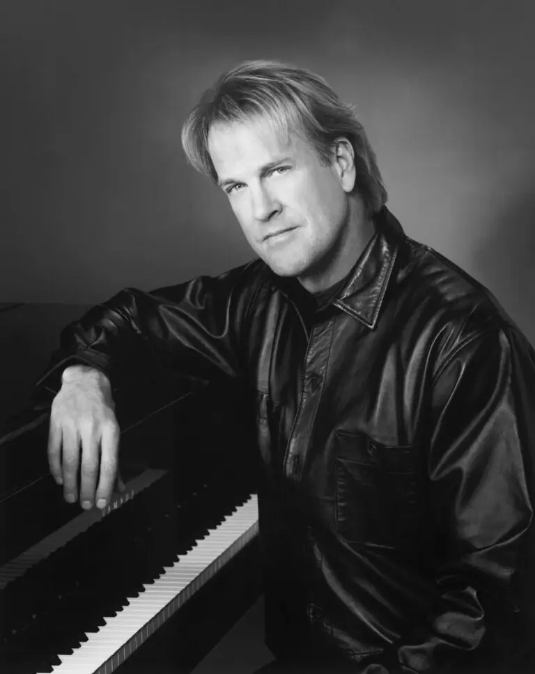 The Life and Career of John Tesh: A Multifaceted Talent