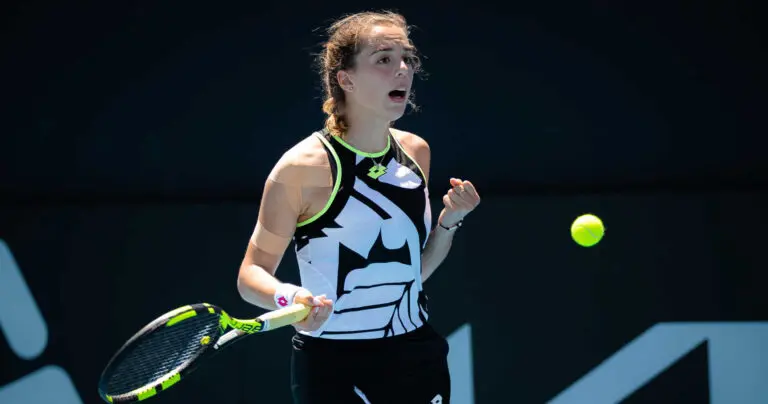 Lucia Bronzetti: Rising Star in Women’s Tennis