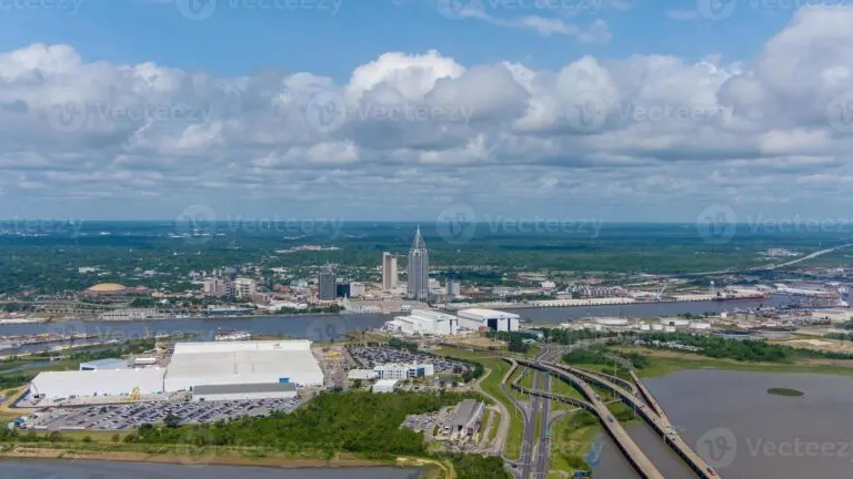 Discovering Mobile, Alabama: History, Culture, and Growth