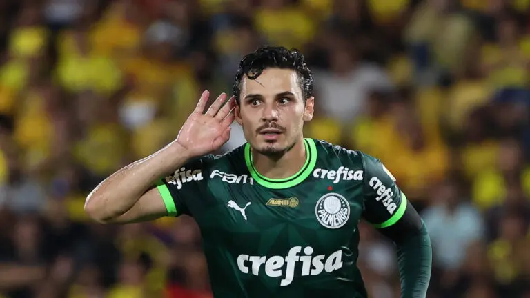 Raphael Veiga: A Key Player in Modern Brazilian Football