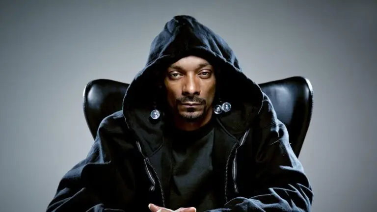 Snoop Dogg: A Cultural Icon in Music and Entertainment