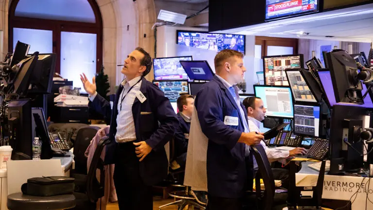 Current Trends in Stock Market News: What Investors Should Know