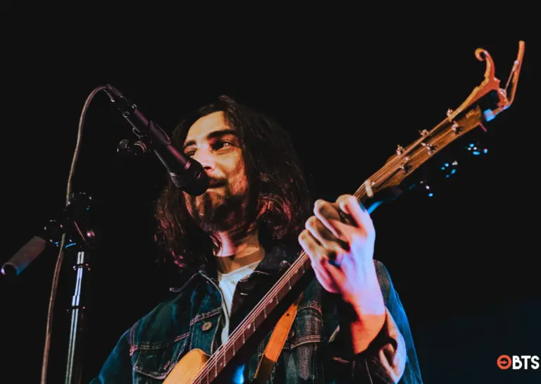 Ticketmaster Partners with Noah Kahan for Thrilling Concerts