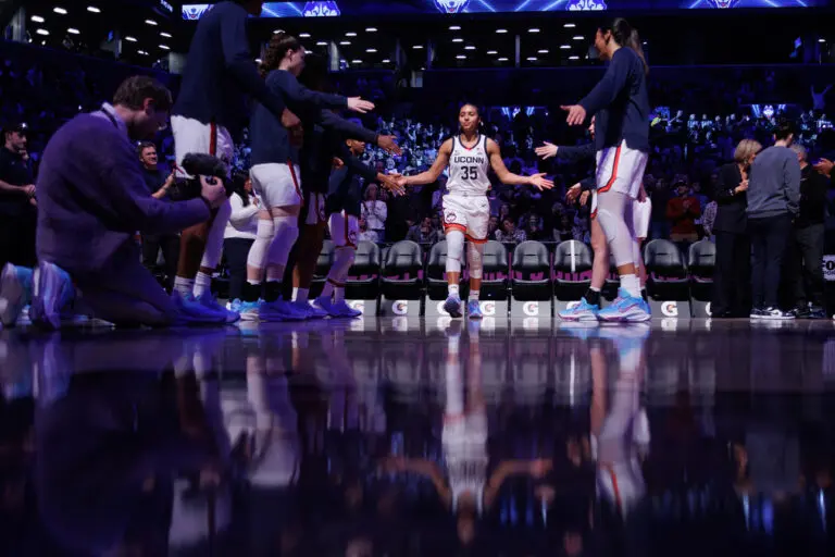 Xavier vs UConn: A Historic Clash in College Basketball