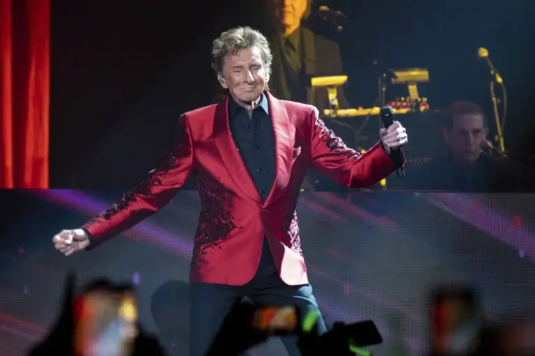 Barry Manilow’s Health Update: Overcoming Lung Cancer at 82