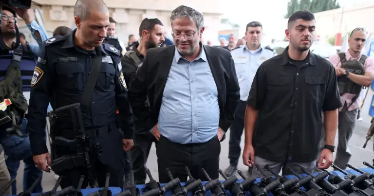 Ben gvir expands eligibility for firearm licenses in Jerusalem