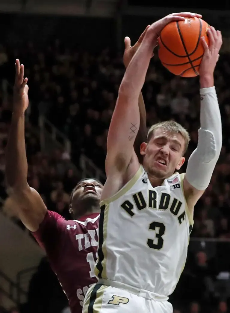Braden Smith Sets NCAA Records in Elite Eight Showdown