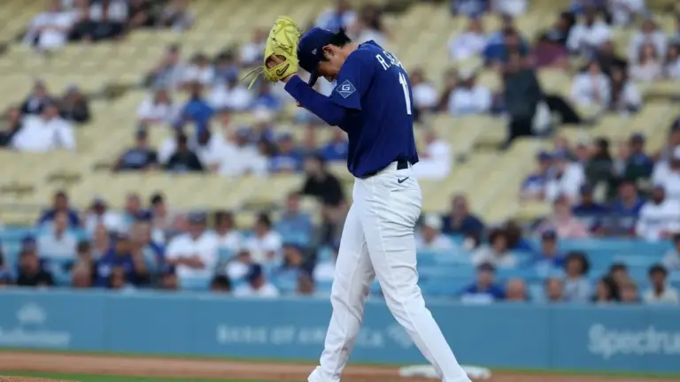 Dodgers: Los Angeles  Struggle as Roki Sasaki Faces Challenges in Spring Training