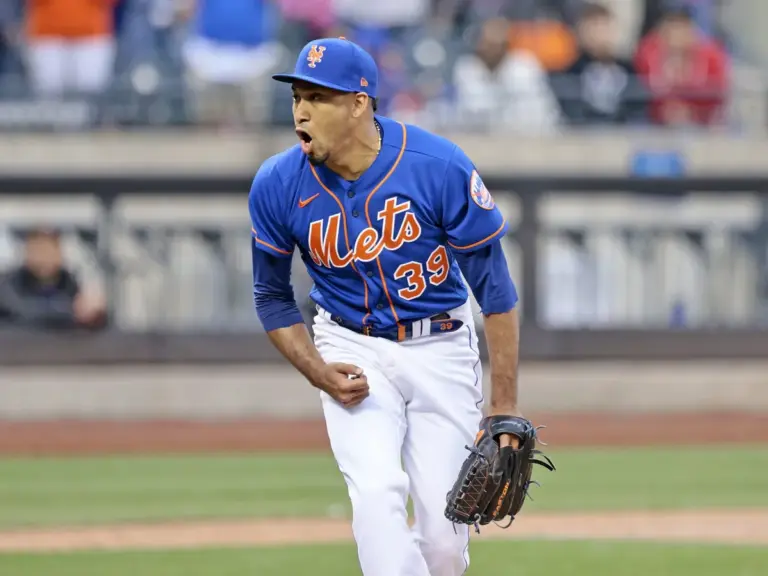 Edwin Diaz Shines in Dodgers Debut with Live Trumpet Performance