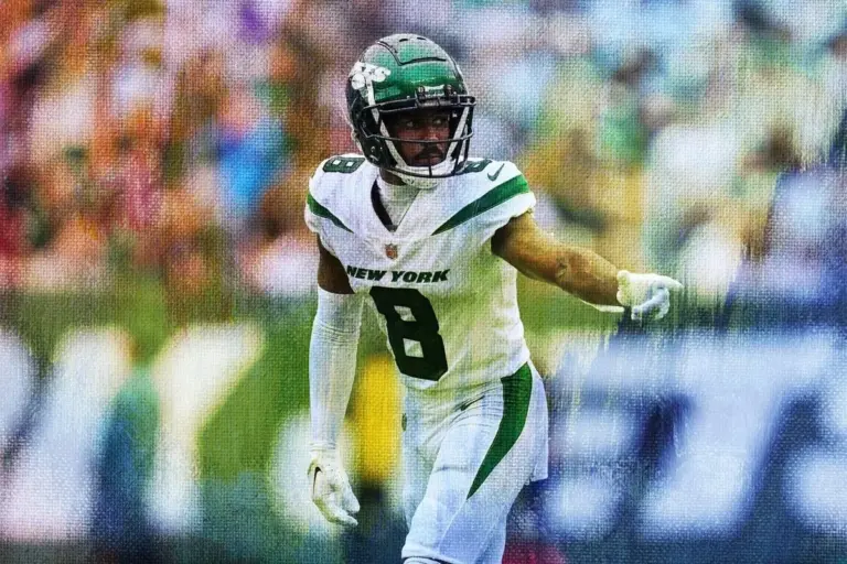 Elijah Moore Signs with Philadelphia Eagles on One-Year Deal