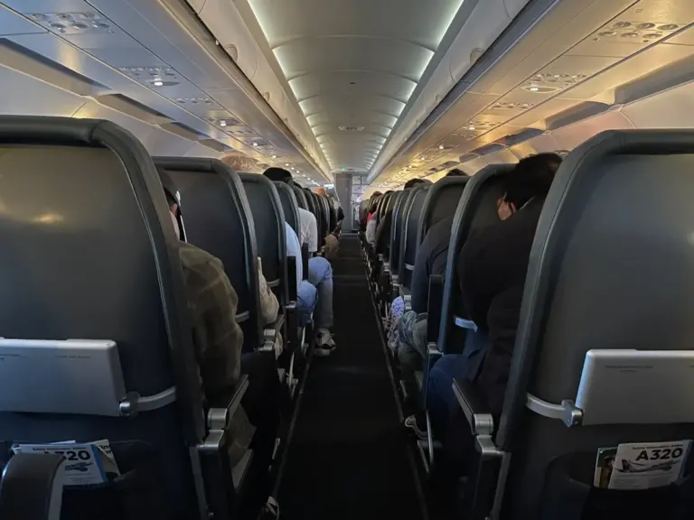 Frontier Airlines Bomb Threat Incident Shakes Passengers in Atlanta