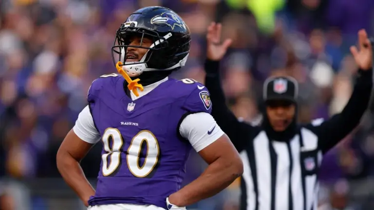 Isaiah Likely Signs with Giants