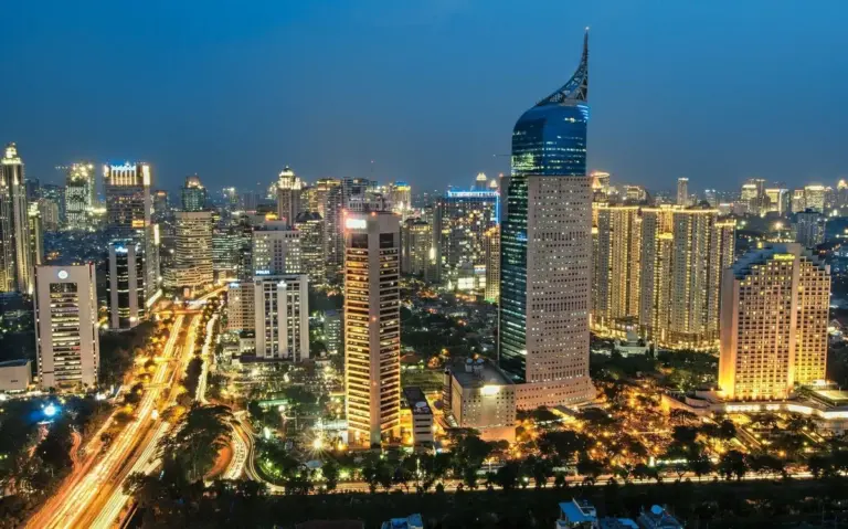 Jakarta Faces Unprecedented Challenges Amid Rapid Sinking