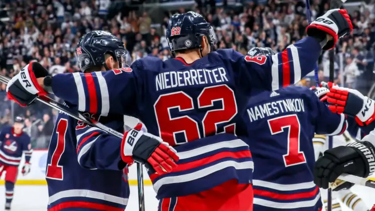 Jets vs Bruins: Lukas Reichel’s Boston Debut Highlights Upcoming Matchup