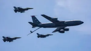kc-135 — US news