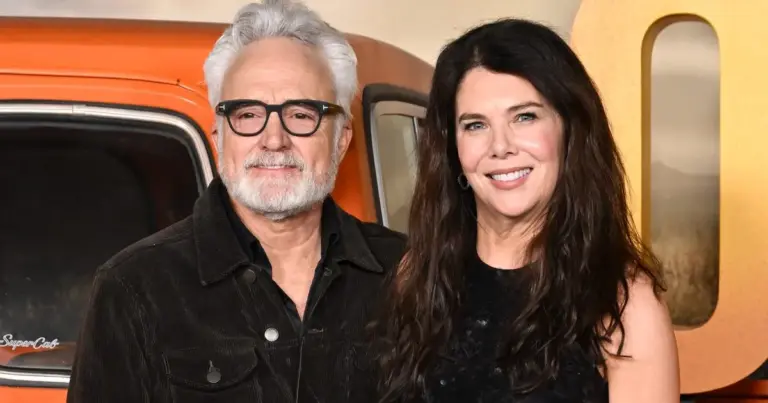 Lauren graham teases potential gilmore girls movie
