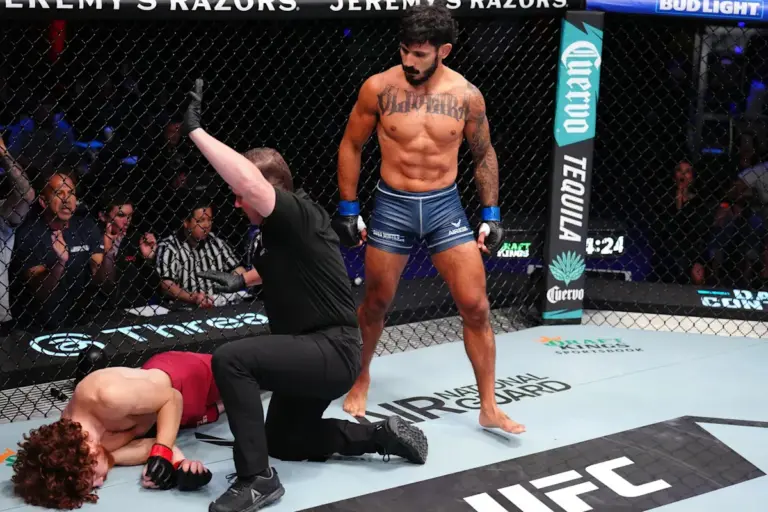 Lerryan Douglas Dominates in UFC Debut