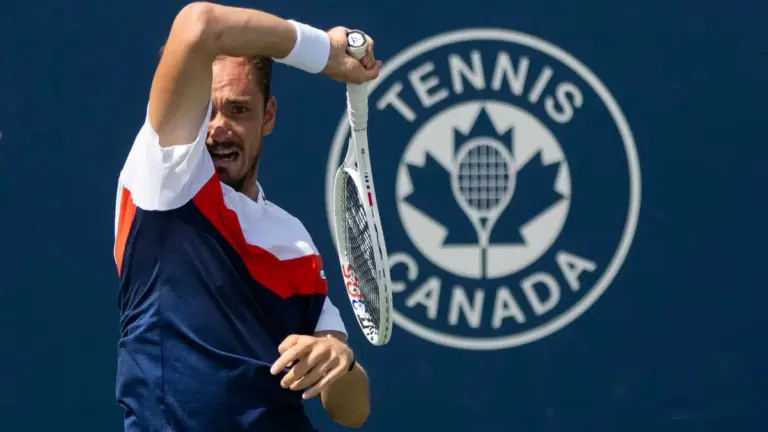 Medvedev: Daniil  Advances After Controversial Match Against Jack Draper