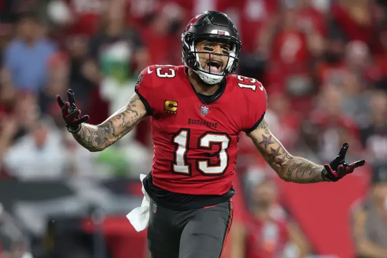 Mike Evans Joins San Francisco 49ers