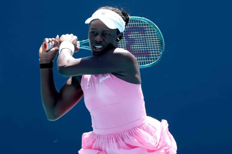 Muchova: Karolina  Triumphs Over Victoria Mboko at the Miami Open