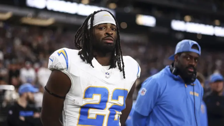 Najee Harris Visits Seattle Seahawks Amid Recovery from Injury