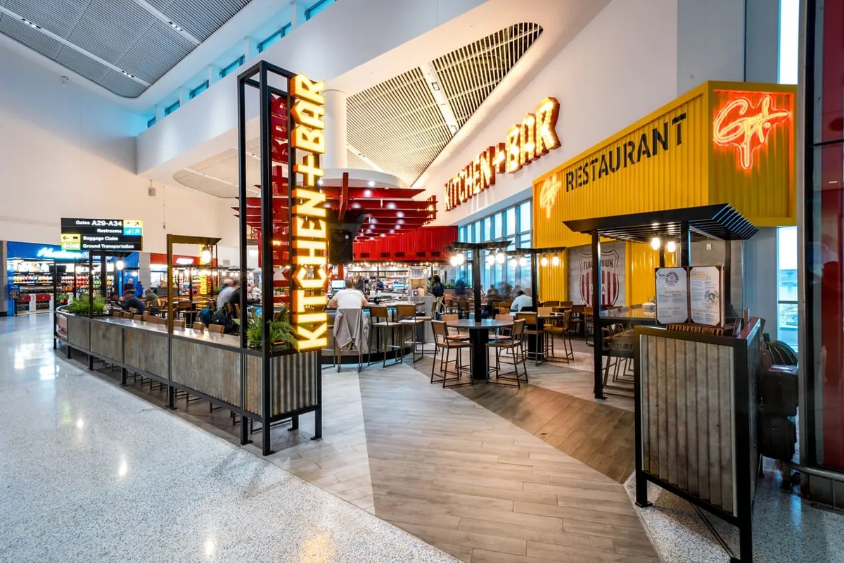 newark airport — US news