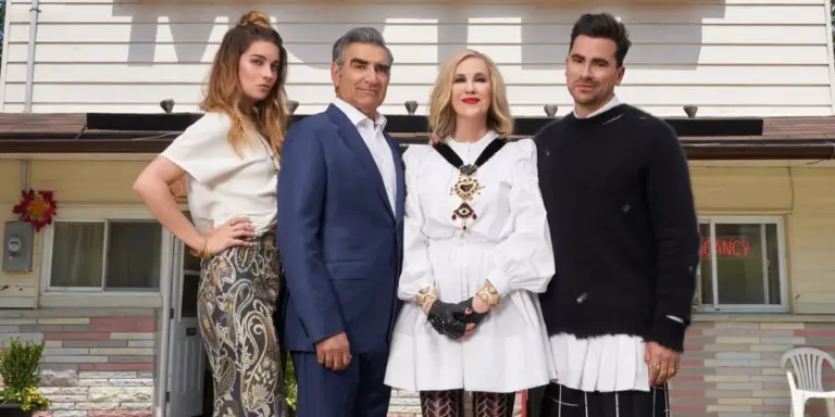 Schitt’s Creek Cast: Hudson Williams Shines at Oscars