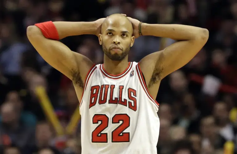 Taj Gibson Receives Warm Welcome in Chicago
