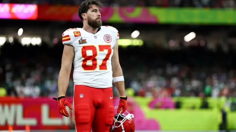 Travis Kelce Signs Major Contract Extension with the Kansas City Chiefs