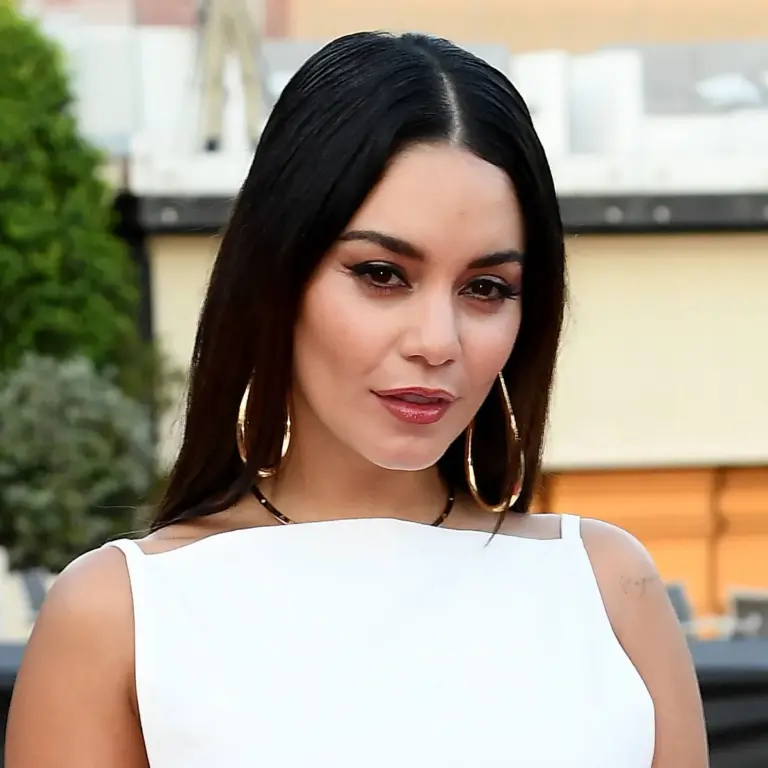 Vanessa Hudgens Embraces Mom Life with Makeup-Free Selfie