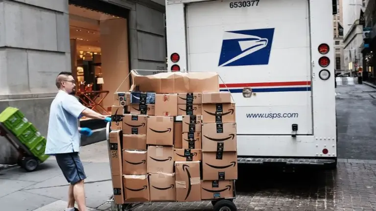 Amazon USPS Deal: New Agreement Secures Package Deliveries