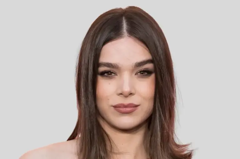 Hailee Steinfeld Welcomes First Child with Josh Allen