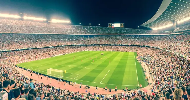León – Juárez: A Clash at Estadio Nou Camp