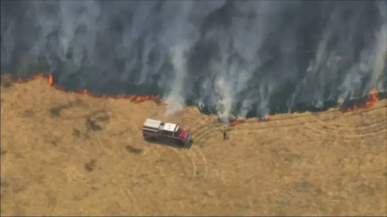 Moreno Valley Fire Grows to 3,500 Acres Amid Evacuations