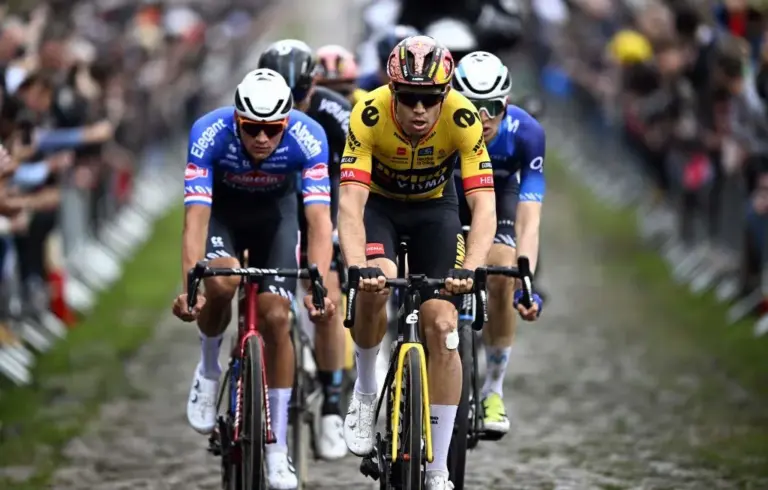 Paris roubaix: The Paris-Roubaix: A Test of Endurance and Skill