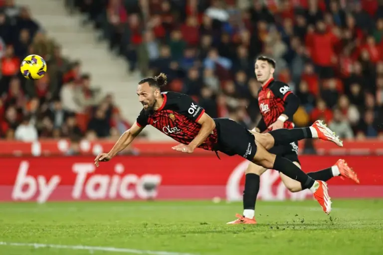 R.C.D. Mallorca – Rayo Vallecano: A Goalless Encounter at Estadi Son Moix