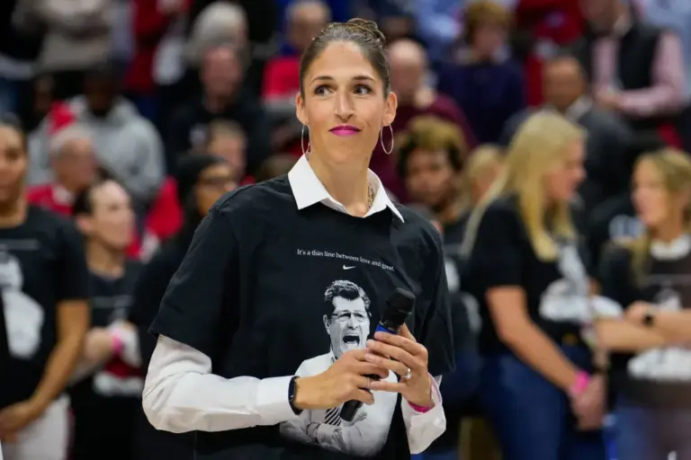 Rebecca Lobo Reflects on Connecticut Sun’s Departure