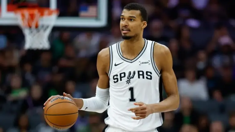 Spurs vs Nuggets: A Clash of Western Conference Contenders