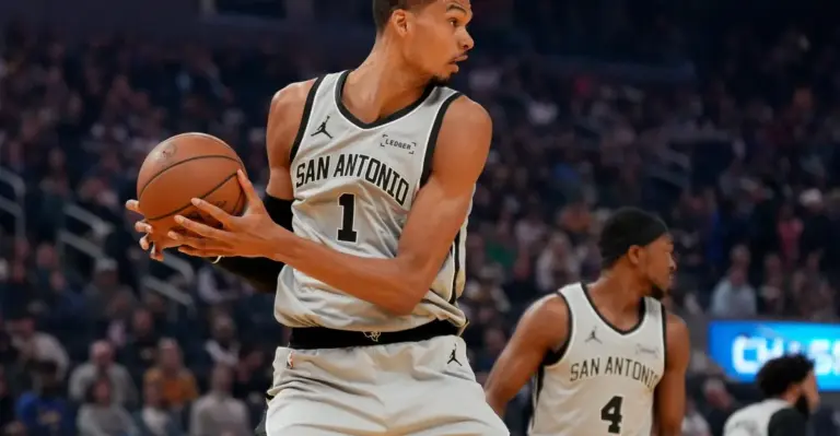 Spurs vs Warriors: San Antonio Dominates Golden State in 127-113 Victory