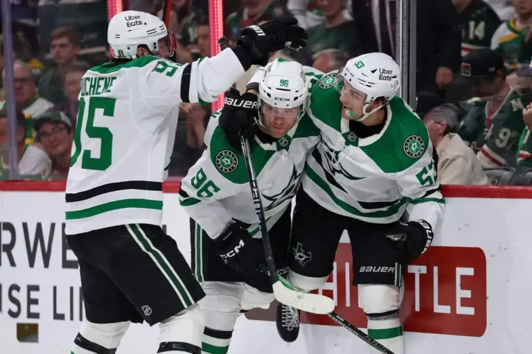 Stars vs Wild: Dallas Takes Lead in Series