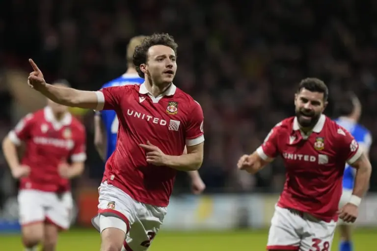 Wrexham vs Southampton: A Crucial Championship Showdown